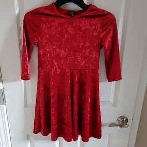🆕️👗 FOREVER 21 GIRLS RED VELVET DRESS